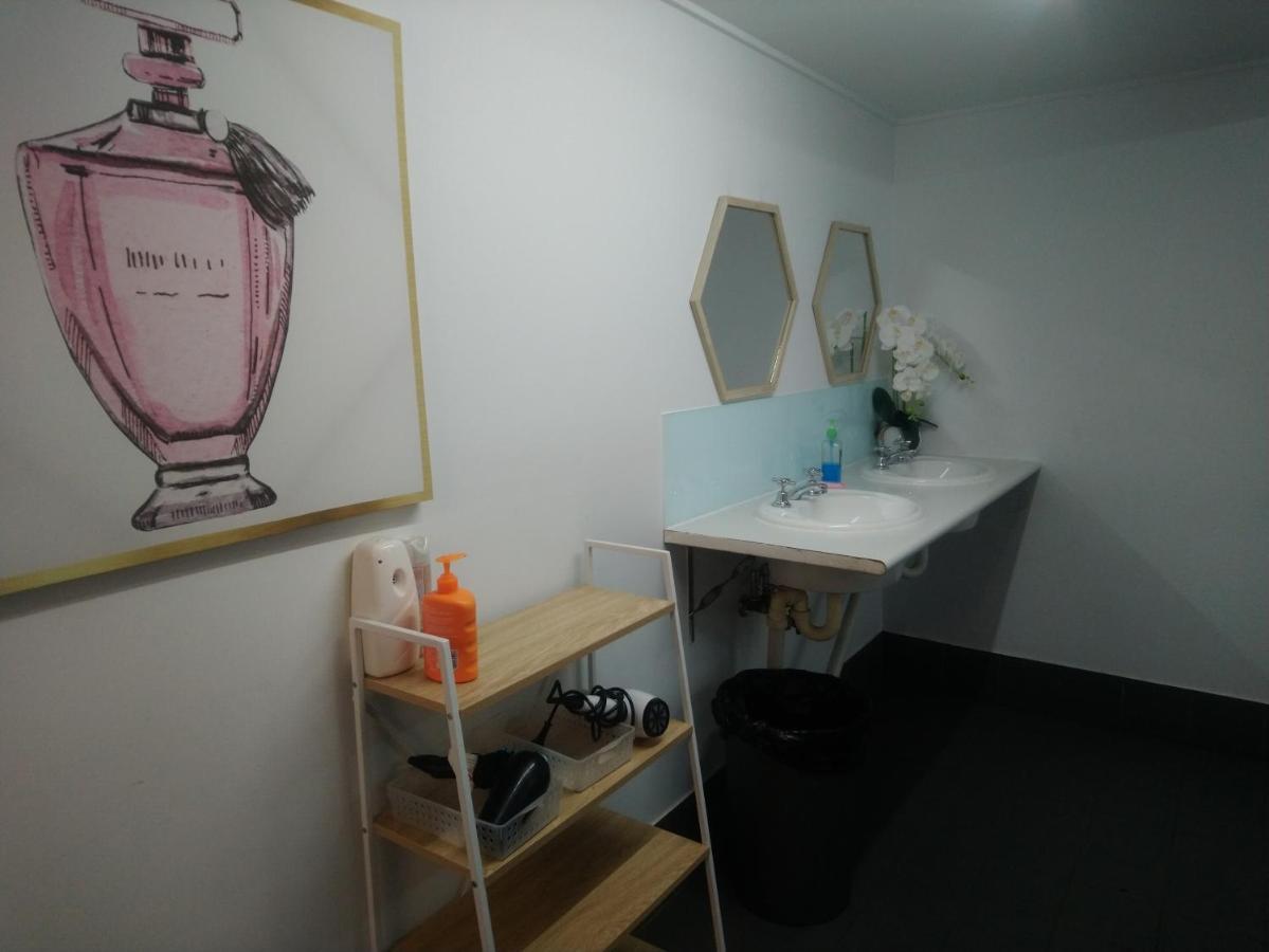 Mumma'S Hostel كيرنز المظهر الخارجي الصورة